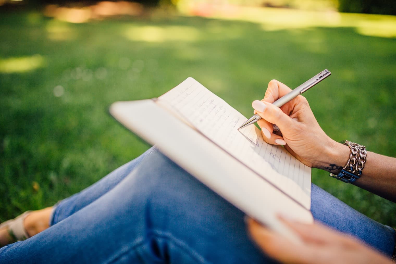 Academic writing: Addressing the grammar gap